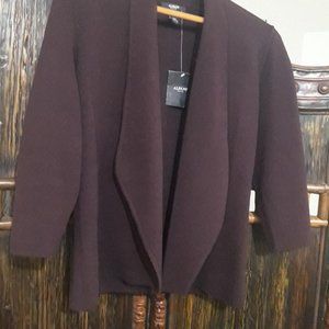 ALFANI BURGUNDY COAT  SIZE PETITE MEDIUM